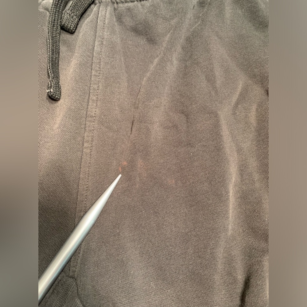 Gymshark crest Black Gym Shorts medium - Picture 3 of 12
